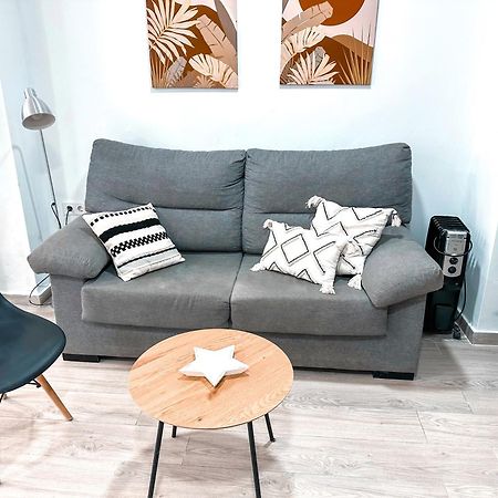 A&M Apartamento En Nervion セビリア エクステリア 写真